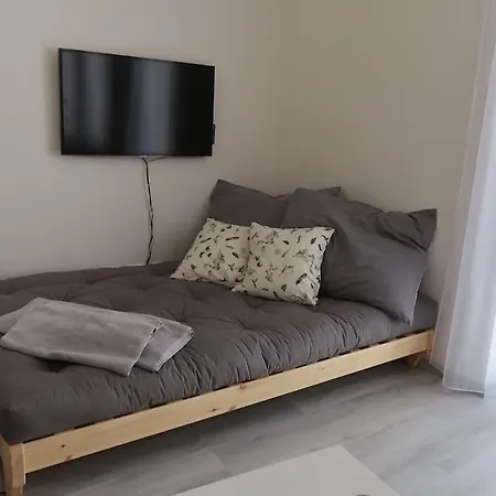 Apartman V Centru Zelezne Rudy Se Zahradkou *